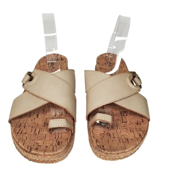 b.o.c Comfort Women's Toe Loop Sandal, Slip-On Sandy Cream Sandals sz 10 - Picture 2 of 9